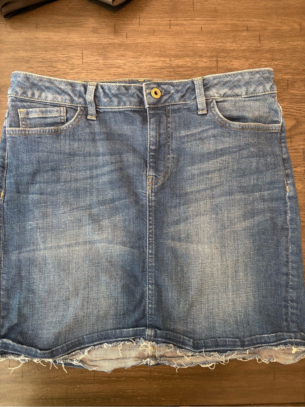 Tommy Hilfiger Blue Denim Skirt with Brass Button